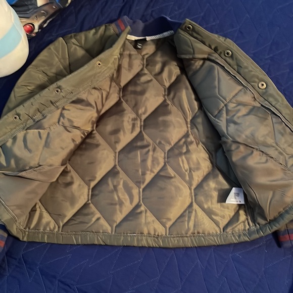 Jacket - Picture 3 of 4